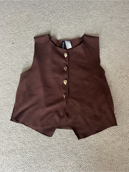 H&M Tops - H&M Brown Button-Front Vest